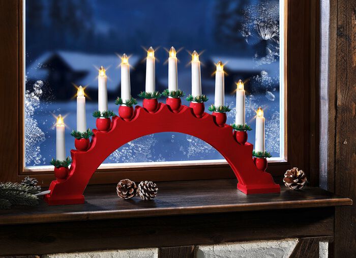 Ljusstake, 10 lampor, gjord av tr&auml; R&Ouml;D