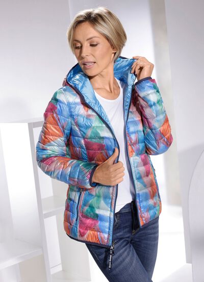 Funktionell v&auml;ndbar jacka med fast huva 