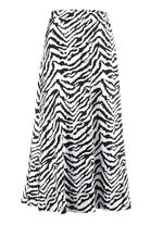 Kjol med en intressant omlottlook 