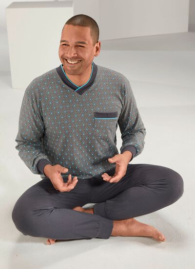 Pyjamas med V-ringning, br&ouml;stficka och &auml;rm- och benslutsmuddar 