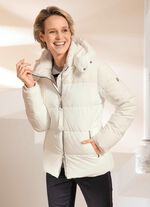 Funktionell jacka med avtagbart nyckelband 