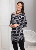 Unik l&aring;ng skjorta med sidoslitsar 