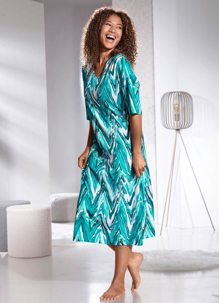 Hemkl&auml;nning med V-ringning 