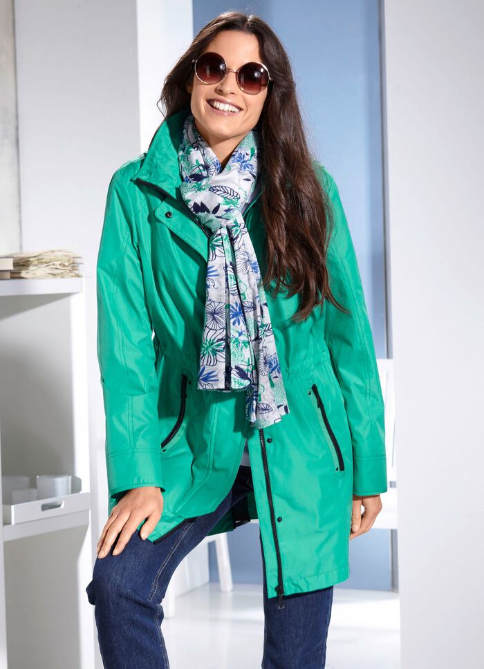 Funktionell jacka med avtagbar huva 