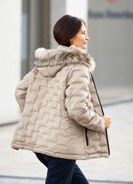 Funktionell jacka med limmade kammare SAND