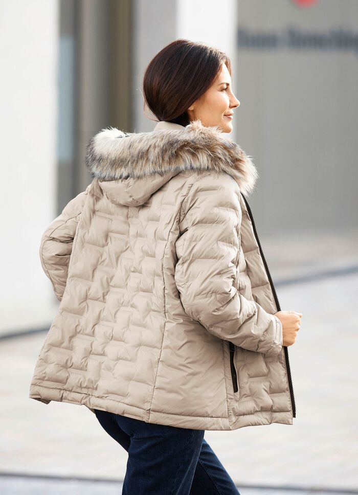 Funktionell jacka med limmade kammare SAND