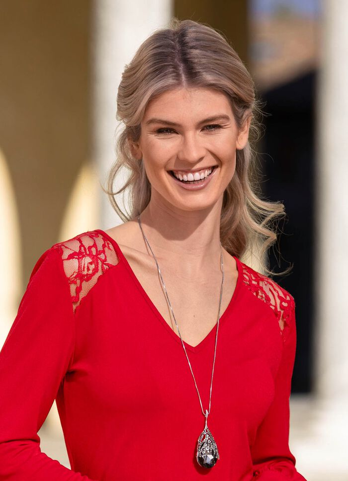 Halsband med dropph&auml;nge 