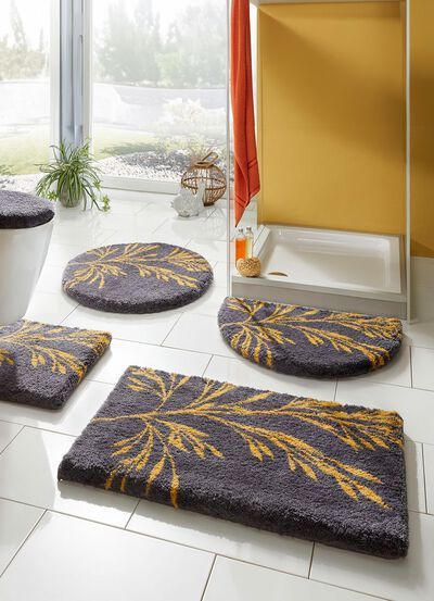 Badrumsset med halkfri latexbel&auml;ggning 