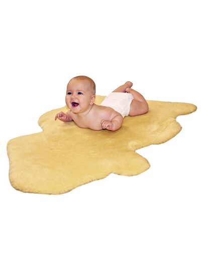 Baby-lammskinn tillverkat av h&ouml;gkvalitativt merinolammskinn 