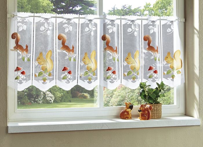 H&ouml;stlig kort gardin med ekorrar 