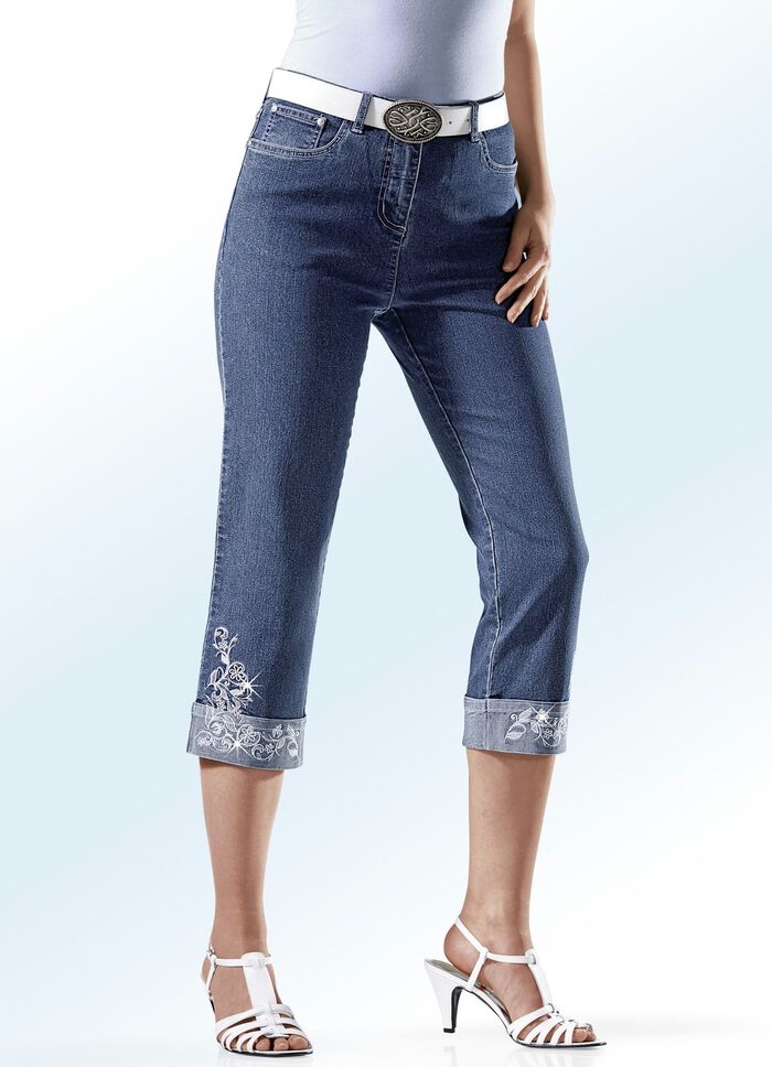 7/8-jeans med blommig broderi 