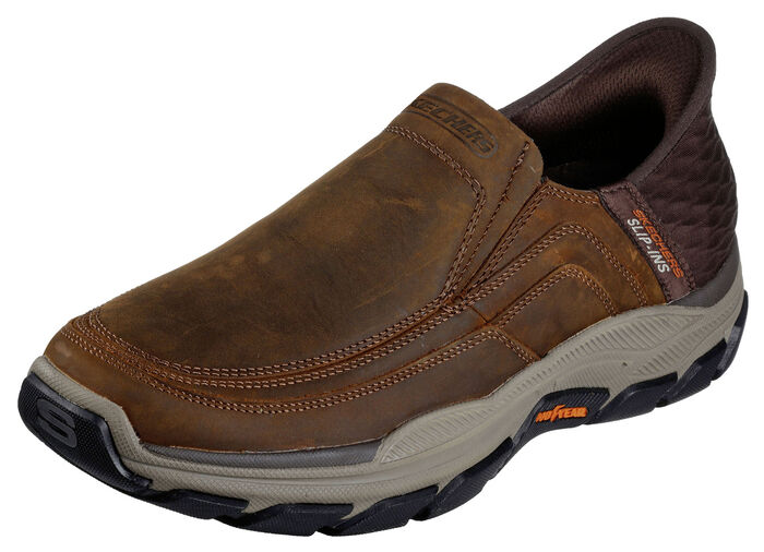 SKECHERS, bekväma herrtofflor, med gjuten slip-in-hälplatta Mörkbrun