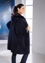 Kort kappa med h&ouml;g b&auml;rkomfort 