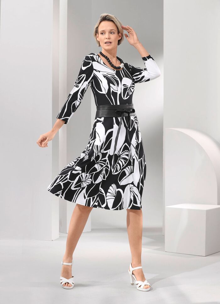 Kl&auml; dig i en sv&auml;ngig form 