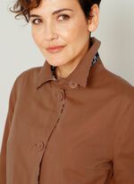 V&auml;ndbar kappa med djurtryck 