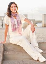 Byxor i moderiktig bredd 