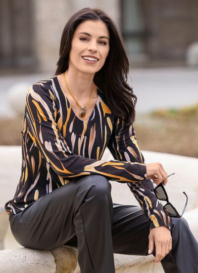 Finstickad tr&ouml;ja 