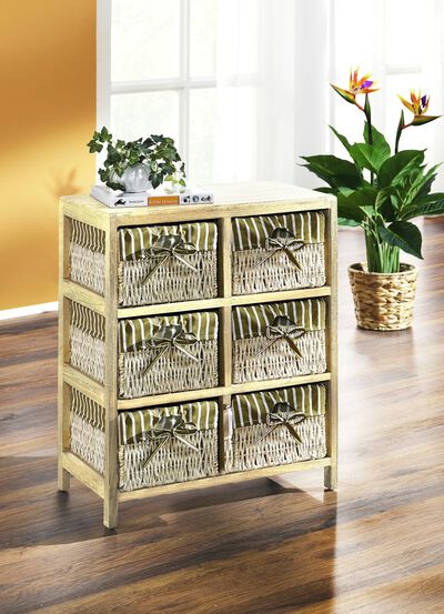 Hylla med synlig tr&auml;struktur 