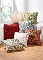 Kuddfodral med vackert bladmotiv GRÅVIT