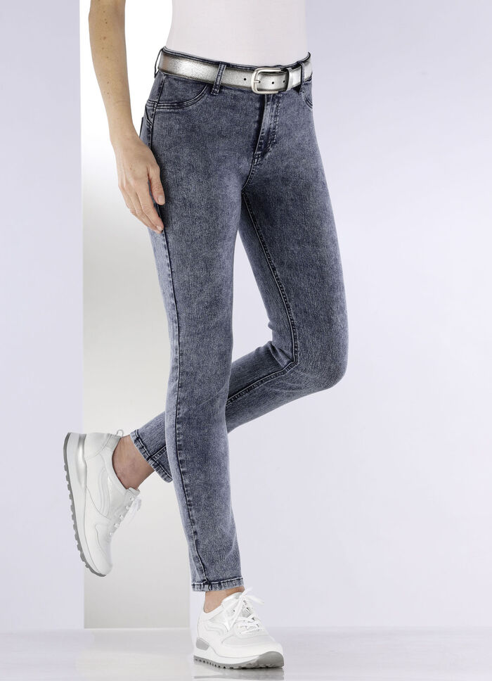 Ankellånga, figurformade jeans, 