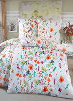 Vackert s&auml;ngkl&auml;der set fr&aring;n "Kaeppel" 