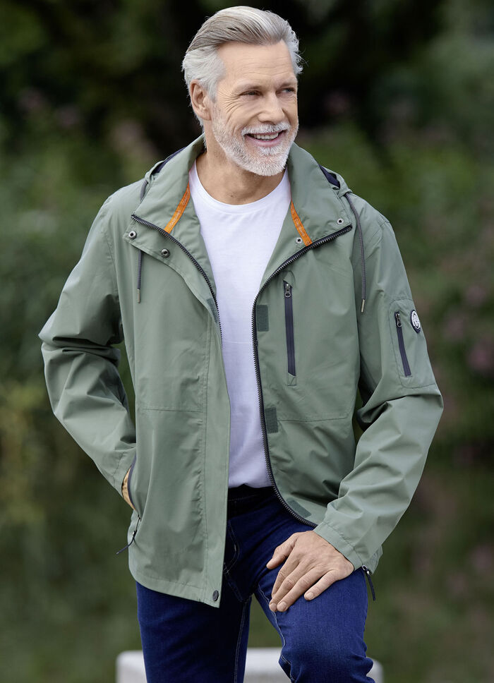 Funktionell jacka med huva 