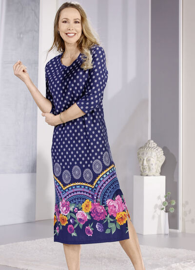 Laurina nattlinne med kanttryck och 3/4-ärmar 