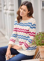 Tr&ouml;ja med en blandning av m&ouml;nster i randig design 