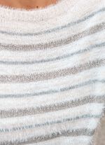 Tr&ouml;ja av garn med h&aring;rig effekt och glitter 