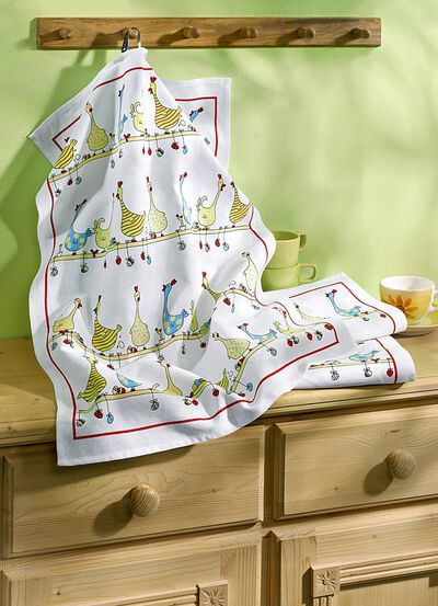 K&ouml;kshanddukar, 3 stycken gjorda av halvlinne 