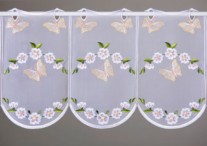 Broderad kort persienn med fj&auml;rilsmotiv 