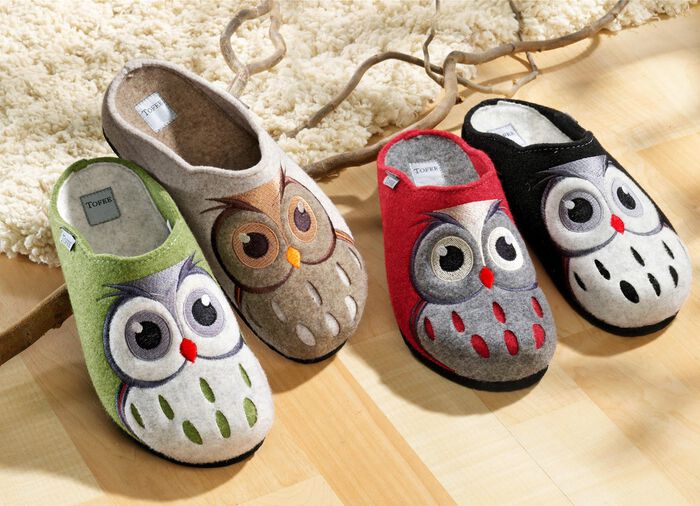 Damtofflor tillverkade av &auml;kta naturlig ullfilt 