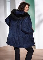 L&aring;ng jacka med rovdjursp&auml;lsdesign 