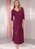 Nattlinne med spetsmotiv, ankell&aring;ngt 