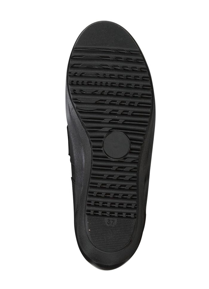 ELENA EDEN tofflor av nappal&auml;der och pr&auml;glat lack SVART