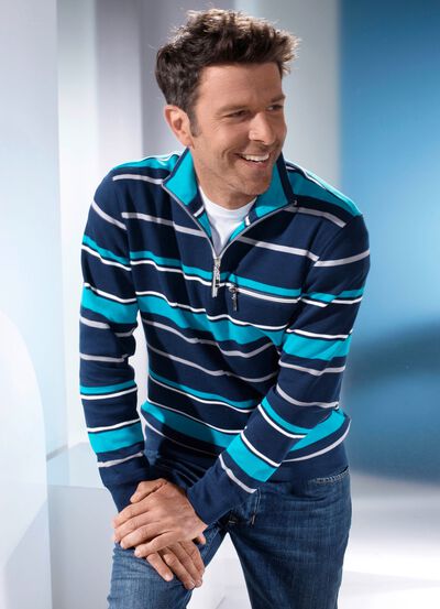 Sweatshirt med br&ouml;stficka med dragkedja 