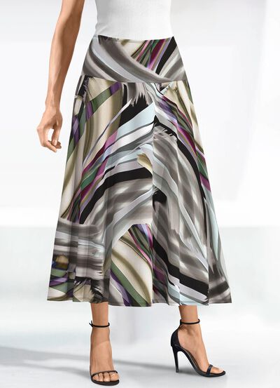 Kjol i ljus tallrikform 