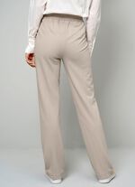 Byxor med pressade veck 