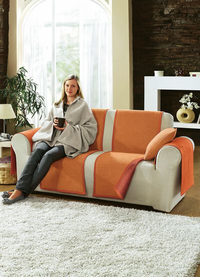 F&aring;t&ouml;lj, soffa och armst&ouml;dsskydd med velourbandskant 