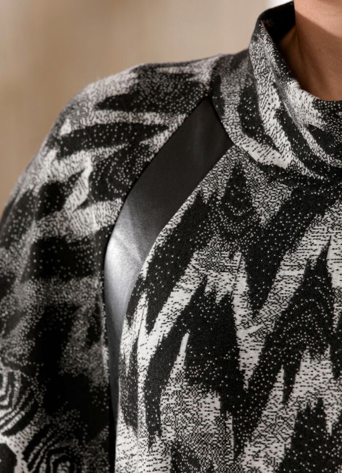 Ponchotr&ouml;ja i mjukt, b&ouml;ljande material 