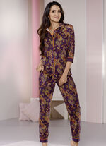 Laurina-pyjamas med hellång knappslå 