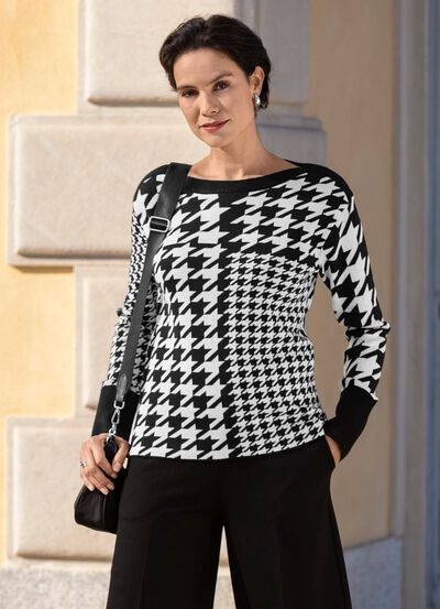 Hundtandsm&ouml;nstrad tr&ouml;ja 