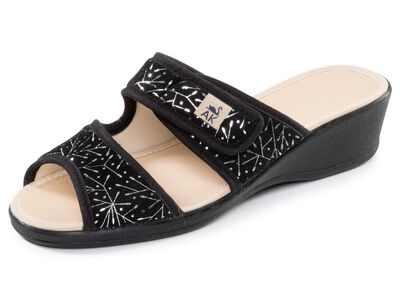 L&auml;tta damslippers med kardborreband 