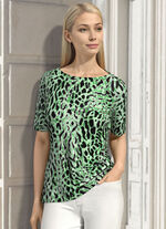 Skjorta med platt halsringning 