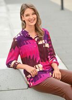 Blus med briljant f&auml;rgat tryck 