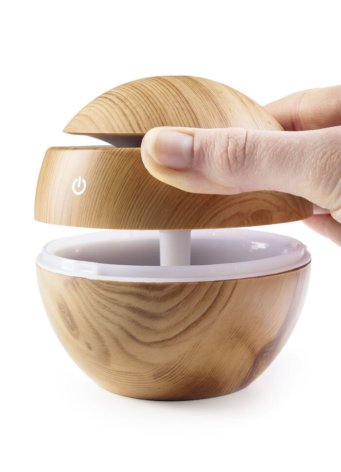 Luftfuktare i träutseende 