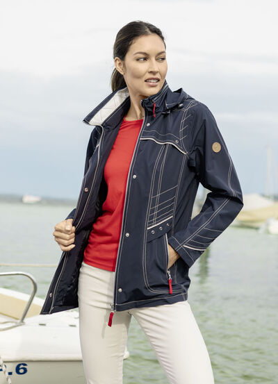 Funktionell jacka med avtagbar huva 