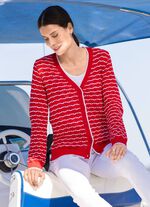 Stickad kofta med fina r&auml;nder och ajourrutor 