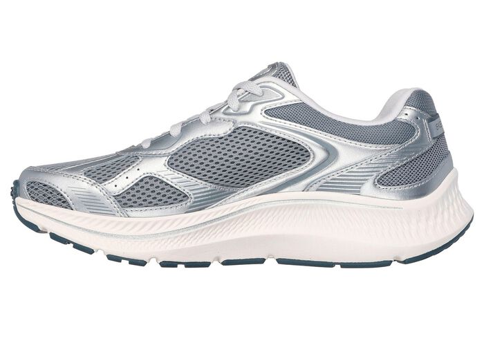 SKECHERS sneakers i metalliskt l&auml;der med sn&ouml;rning SILVERGR&Aring;