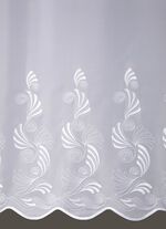 Sofistikerad kort persienn med st&aring;nggenomdragning 